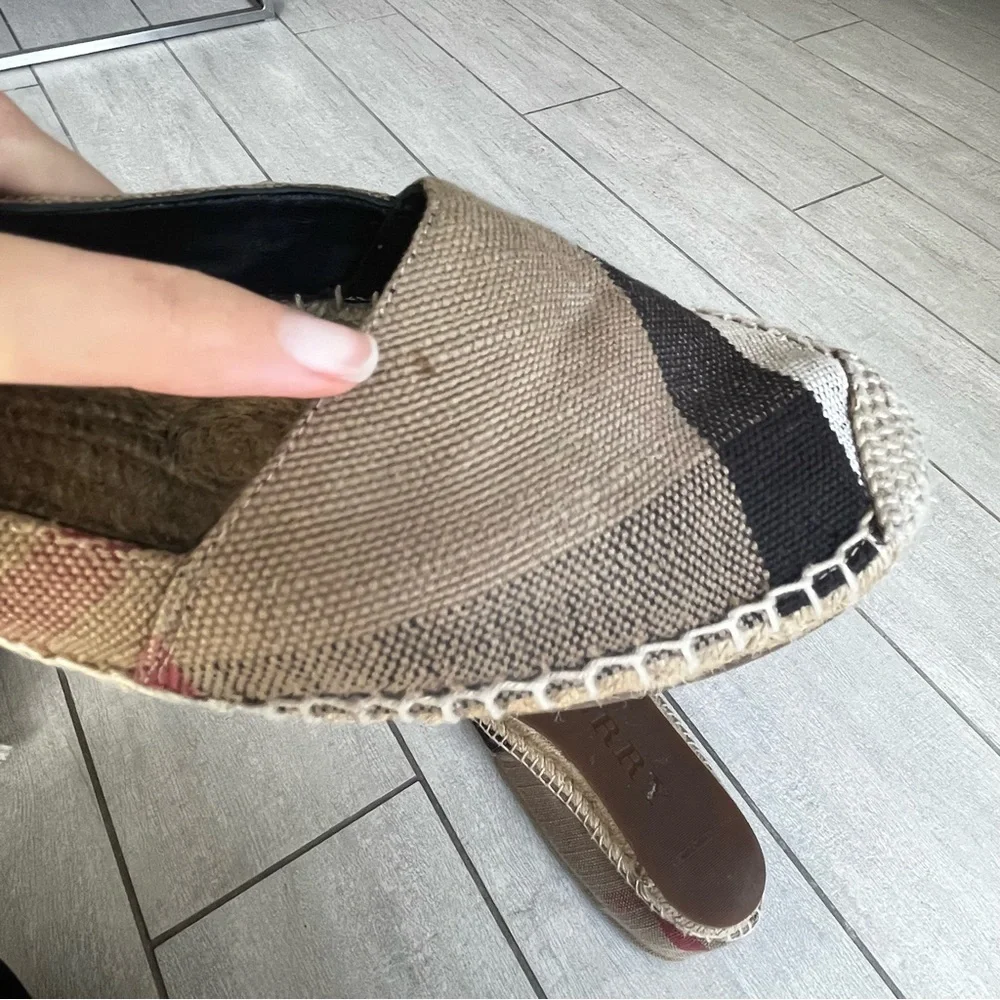 Burberry authentic beige